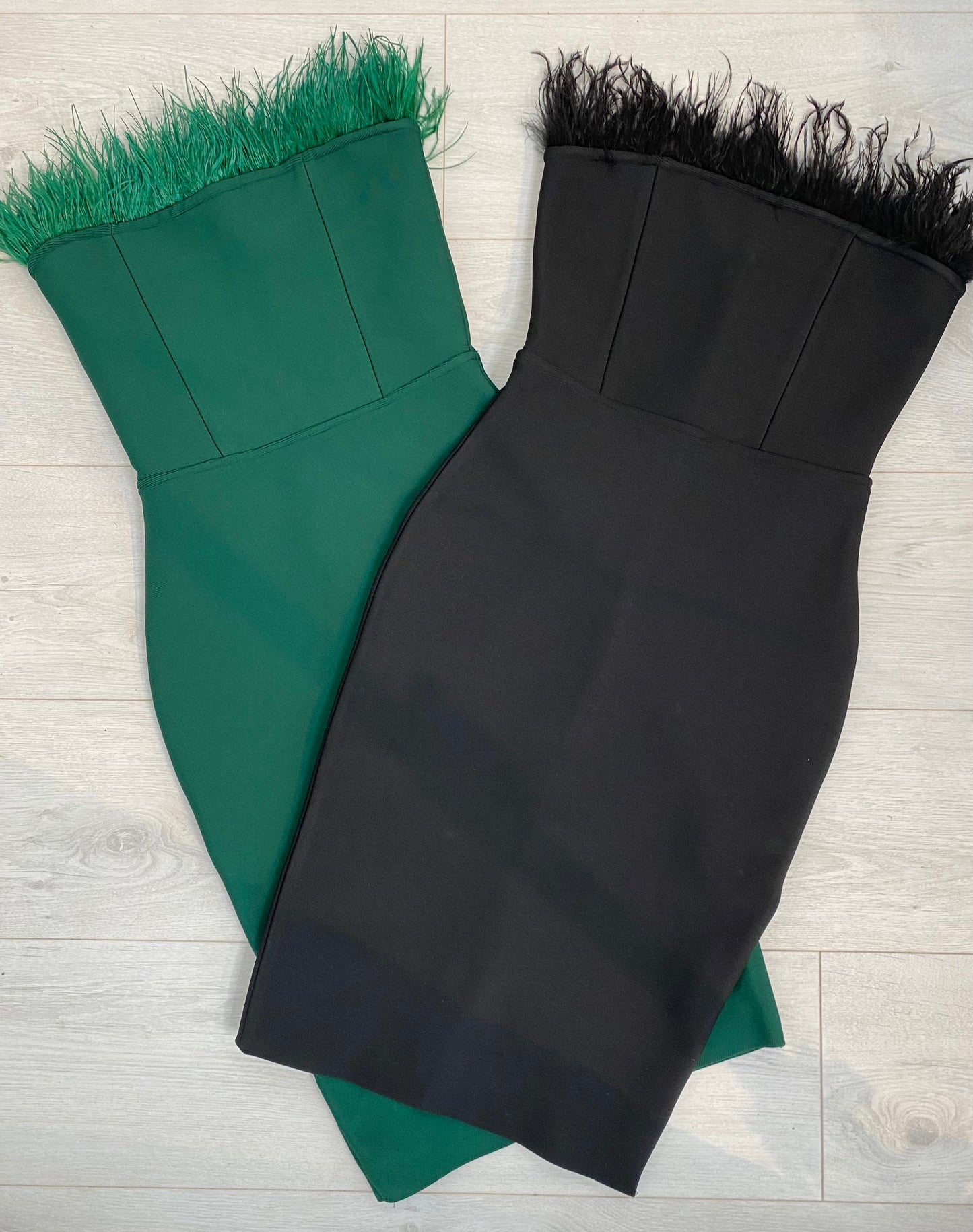 EMERALD FEATHER BUST BANDAGE MIDI DRESS