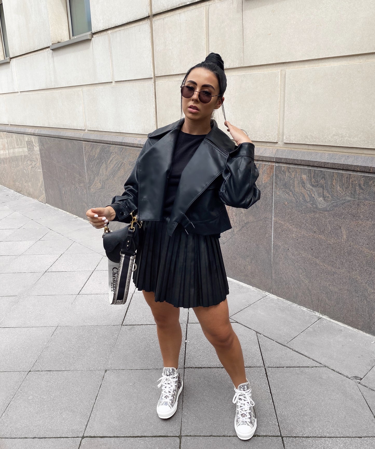 BLACK VEGAN LEATHER PLEATED SKIRT