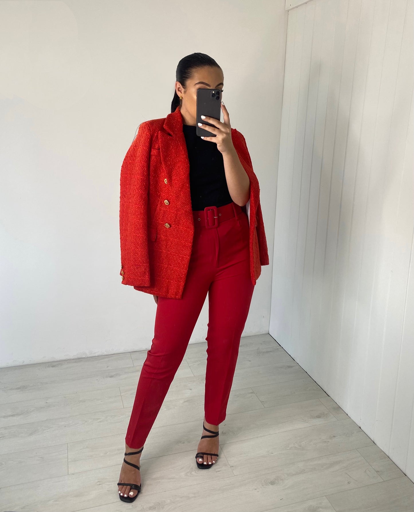 RED BELTED HIGH WAIST CIGARETTE TROUSER