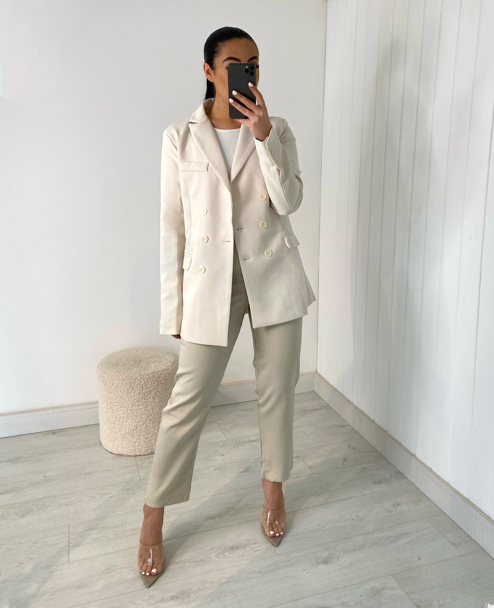 Cream Oversized Blazer — MODEDAMOUR