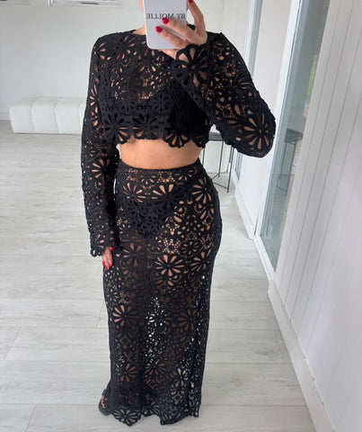 BLACK CUT OUT LONG SLEEVE TOP AND MAXI SKIRT CO-ORD