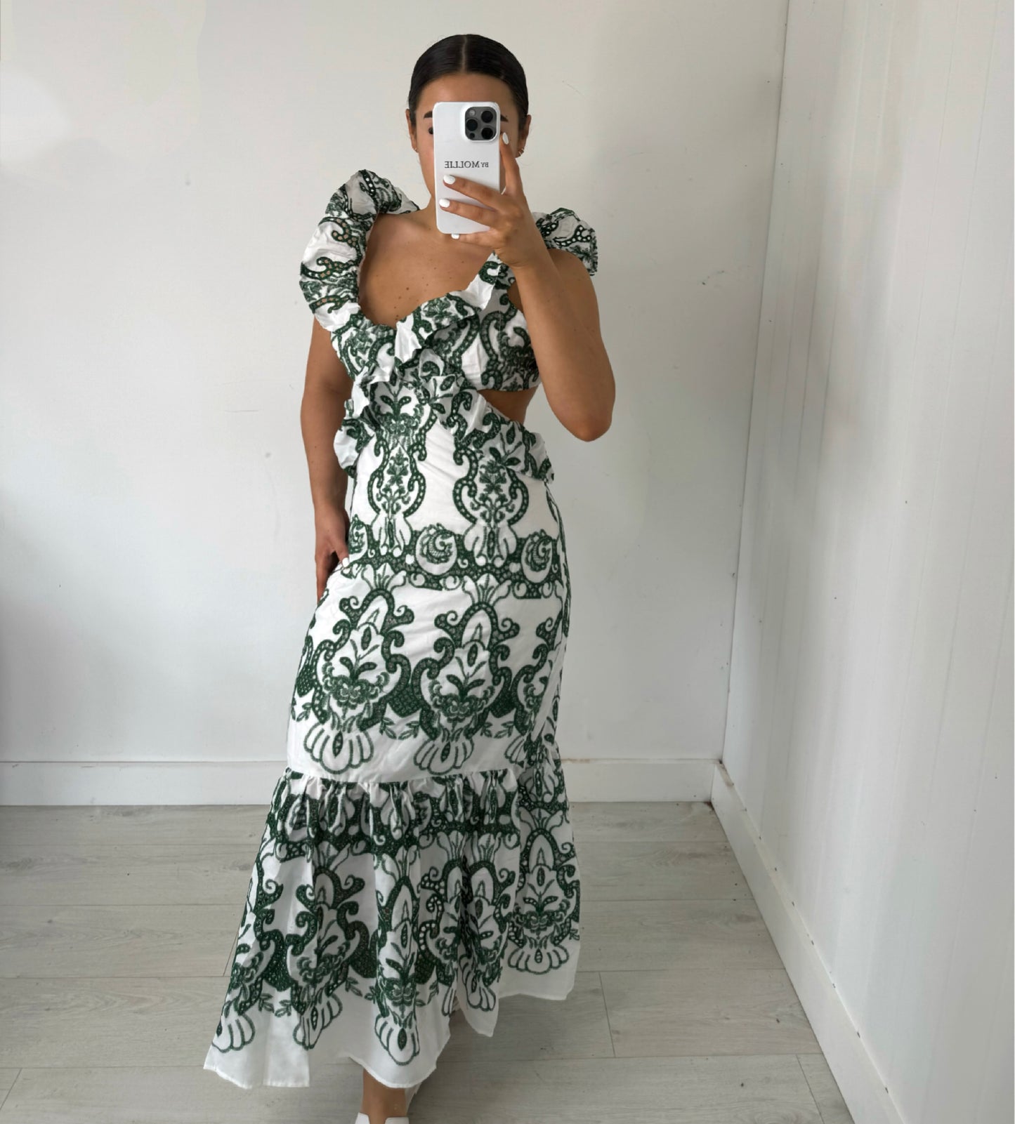 GREEN EMBROIDERED BACKLESS MAXI DRESS