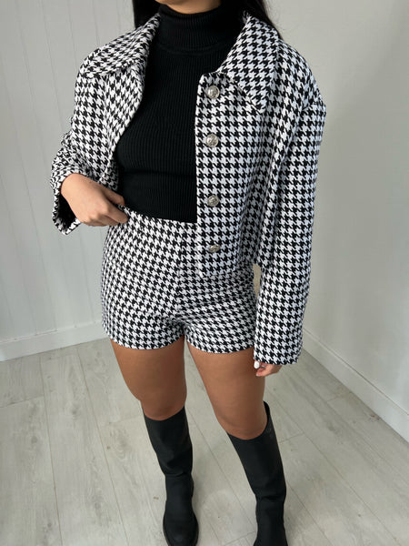 DOGSTOOTH COLLARED JACKET AND SHORTS CO-ORD