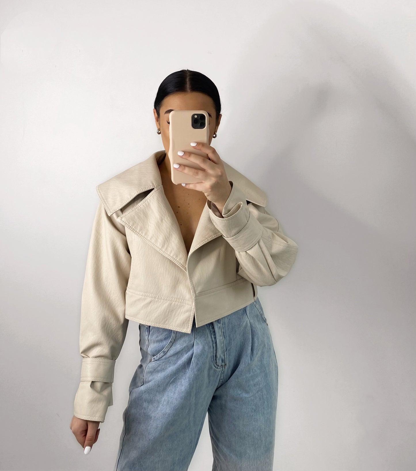LIGHT BEIGE BELTED VEGAN LEATHER JACKET