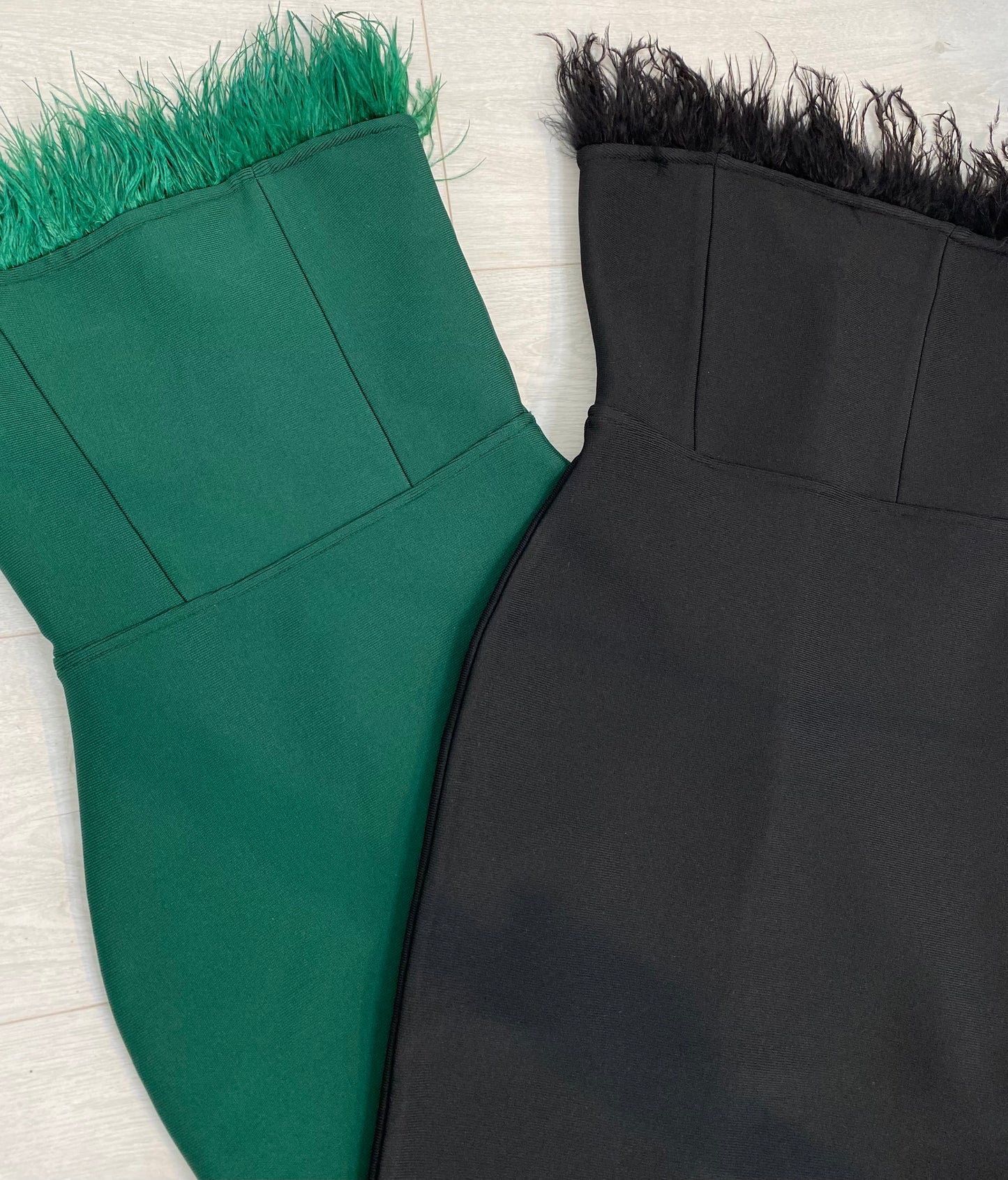 EMERALD FEATHER BUST BANDAGE MIDI DRESS