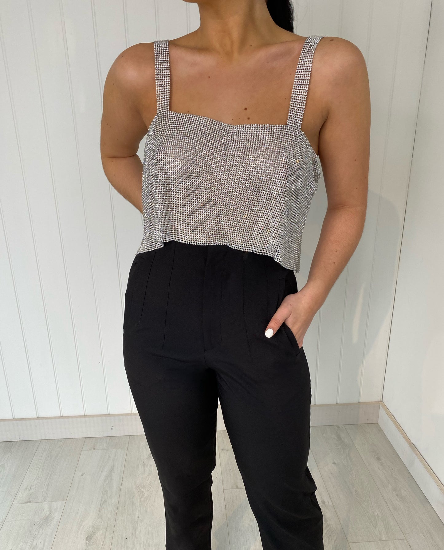 DIAMANTÉ DETAIL CROP TOP
