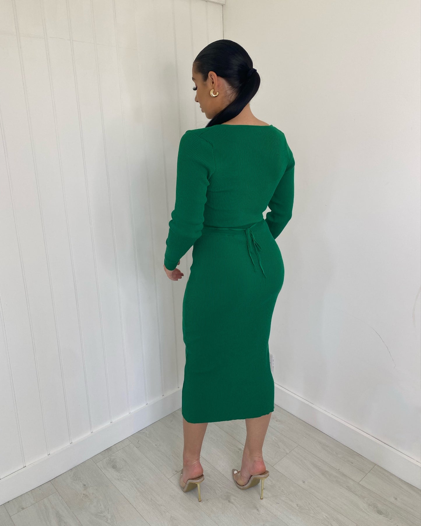 GREEN LONG SLEEVE KNIT TOP AND SKIRT CO-ORD