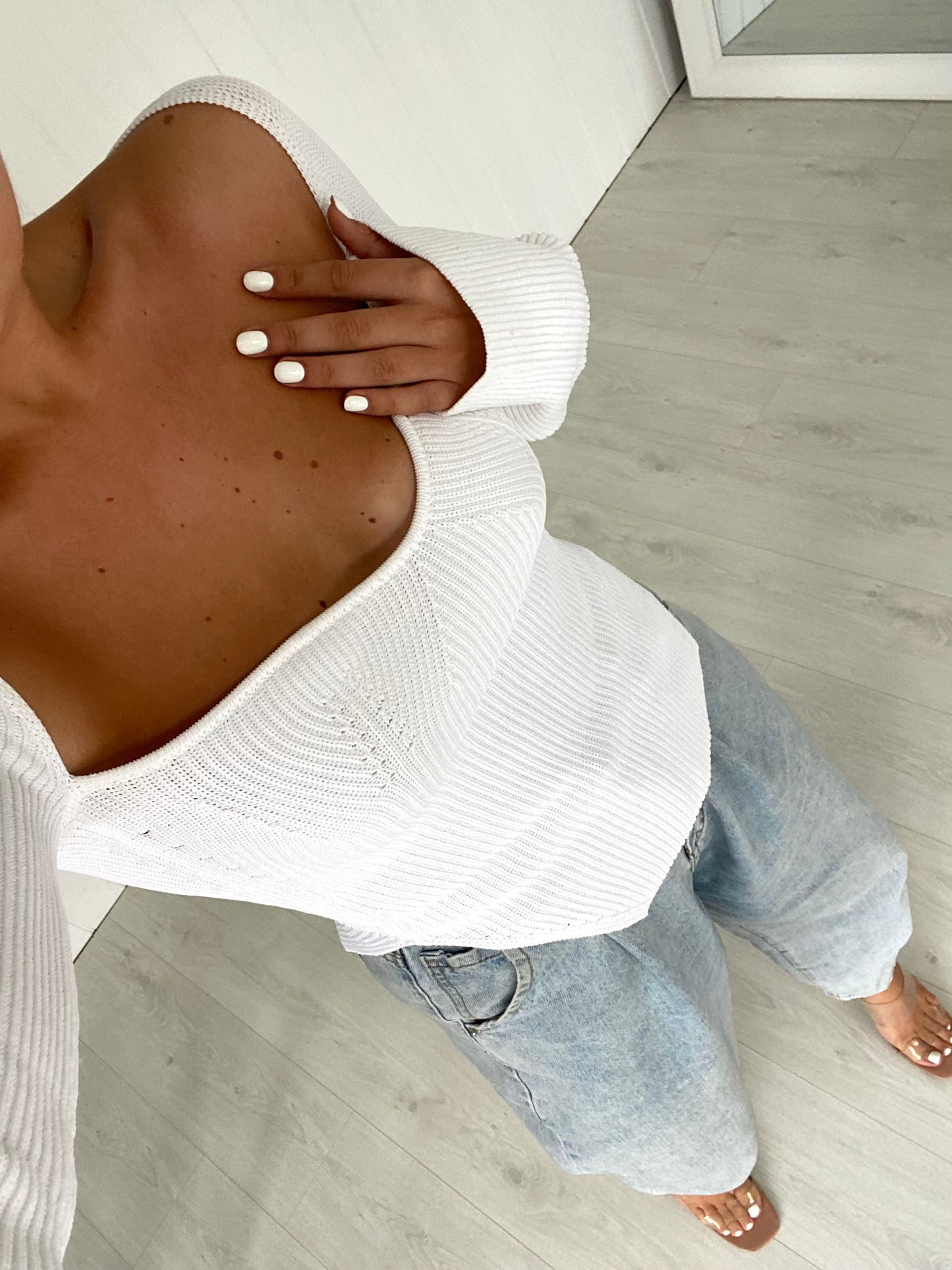 WHITE SQUARE NECK KNITTED JUMPER