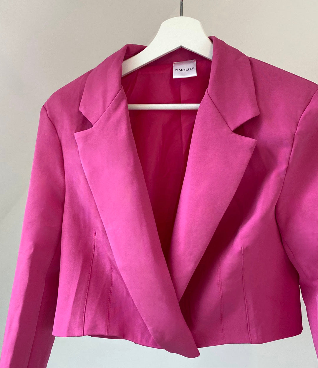 HOT PINK CROP BLAZER