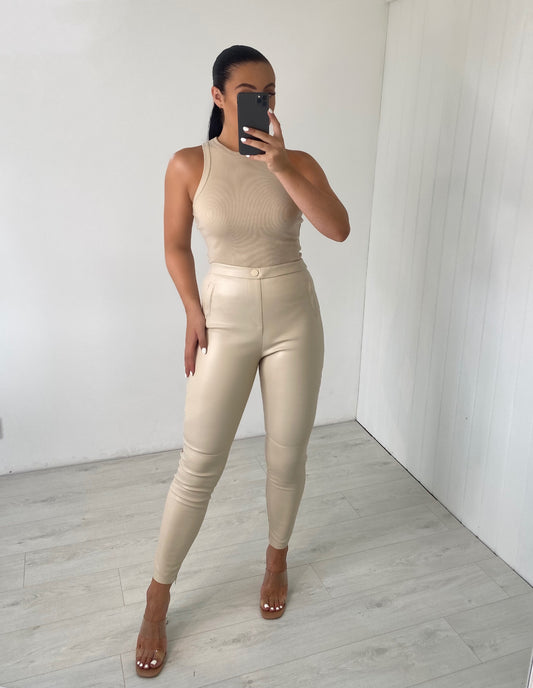 HIGH WAIST BUTTON DETAIL VEGAN LEATHER LEGGINGS