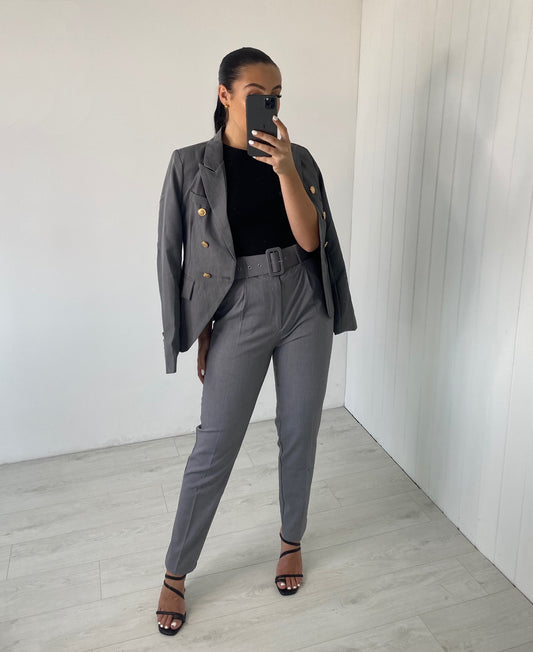 GREY SHOULDER PADDED BLAZER
