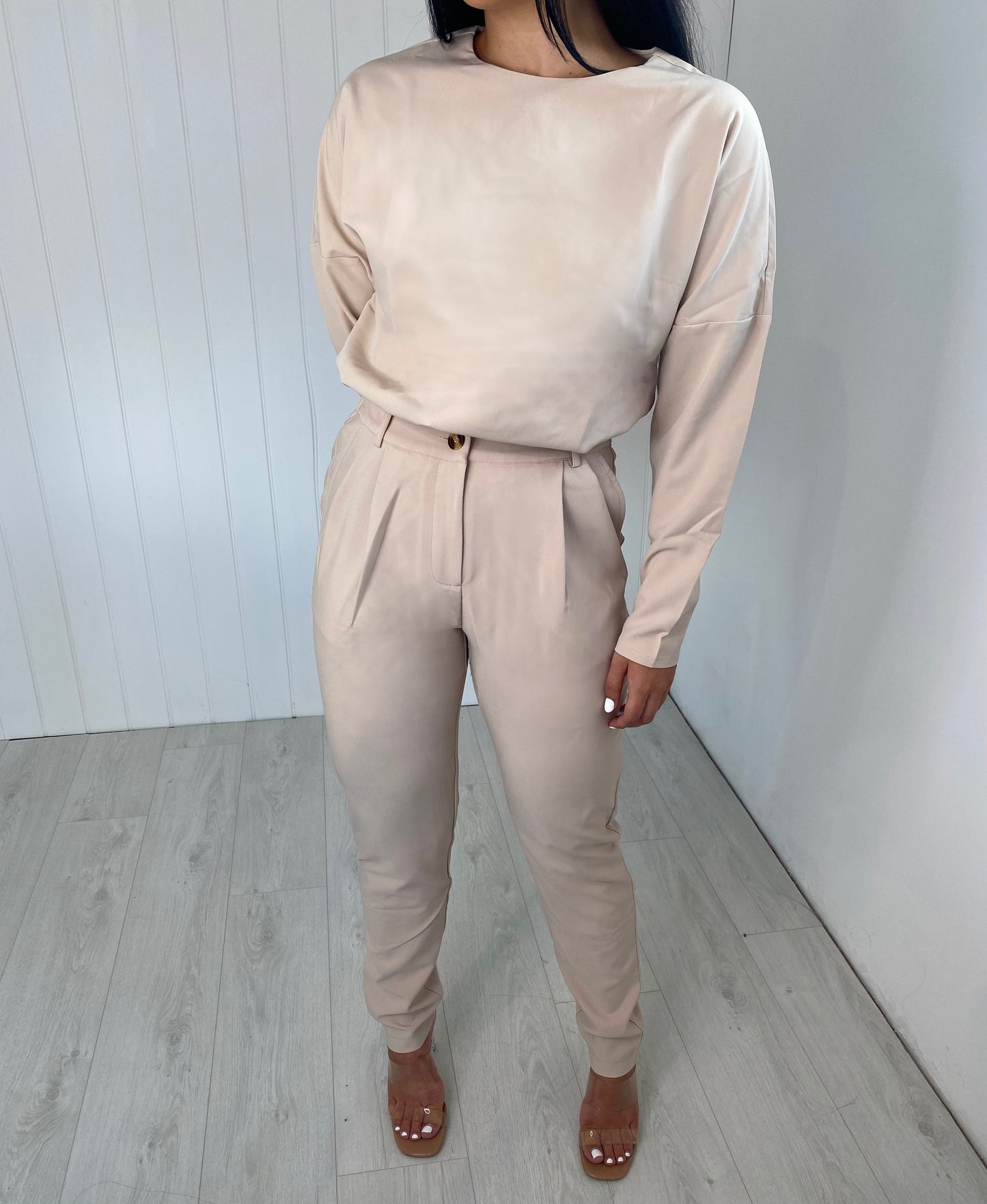 LIGHT BEIGE BLOUSE AND TROUSER SUIT CO-ORD