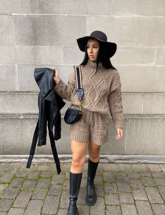 TAUPE CABLE KNIT JUMPER AND SHORTS CO-ORD