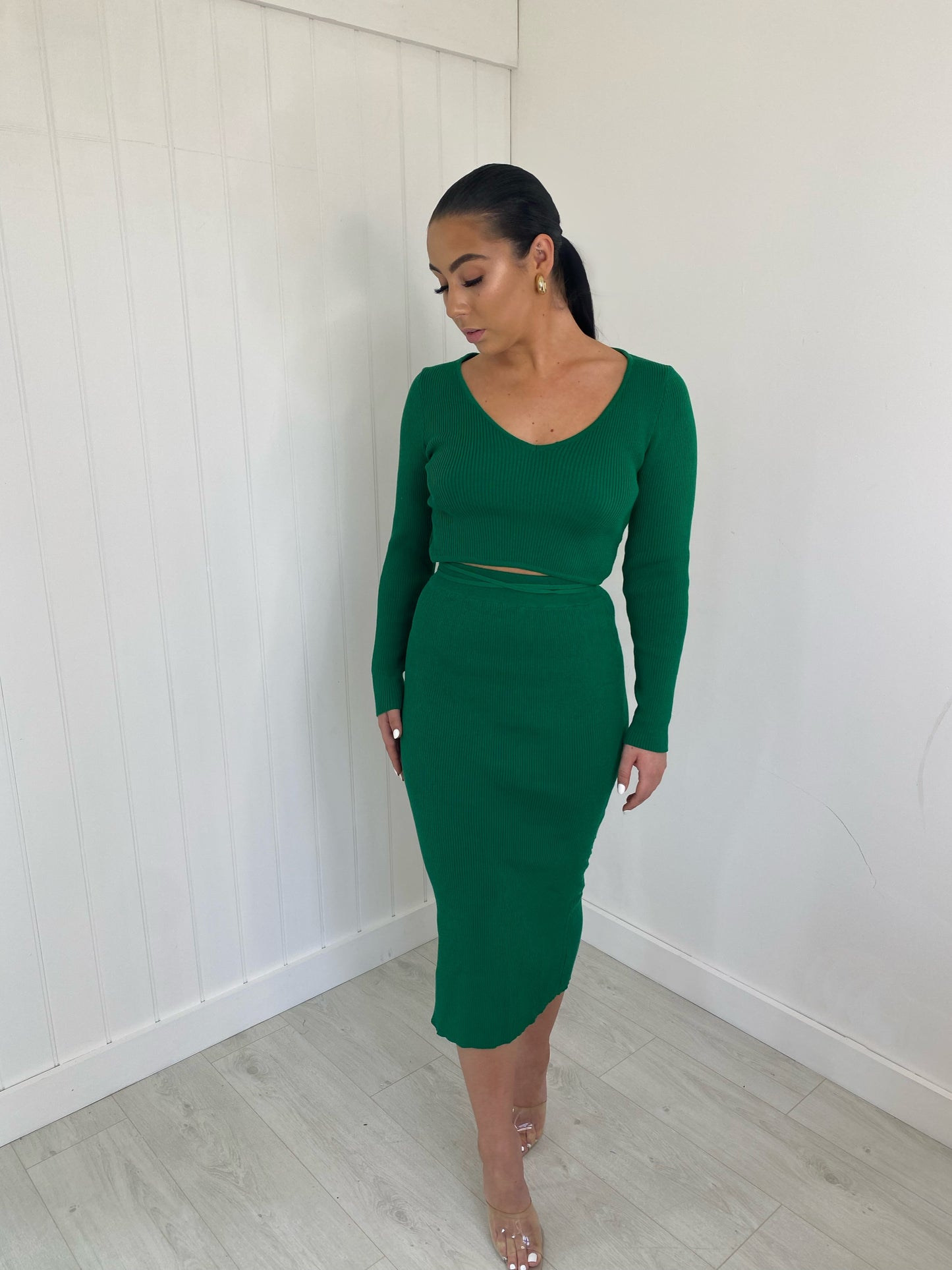 GREEN LONG SLEEVE KNIT TOP AND SKIRT CO-ORD