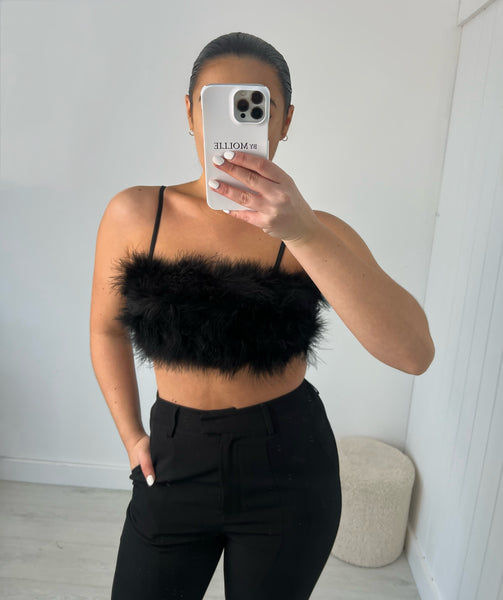BLACK FEATHER FRONT CROP TOP