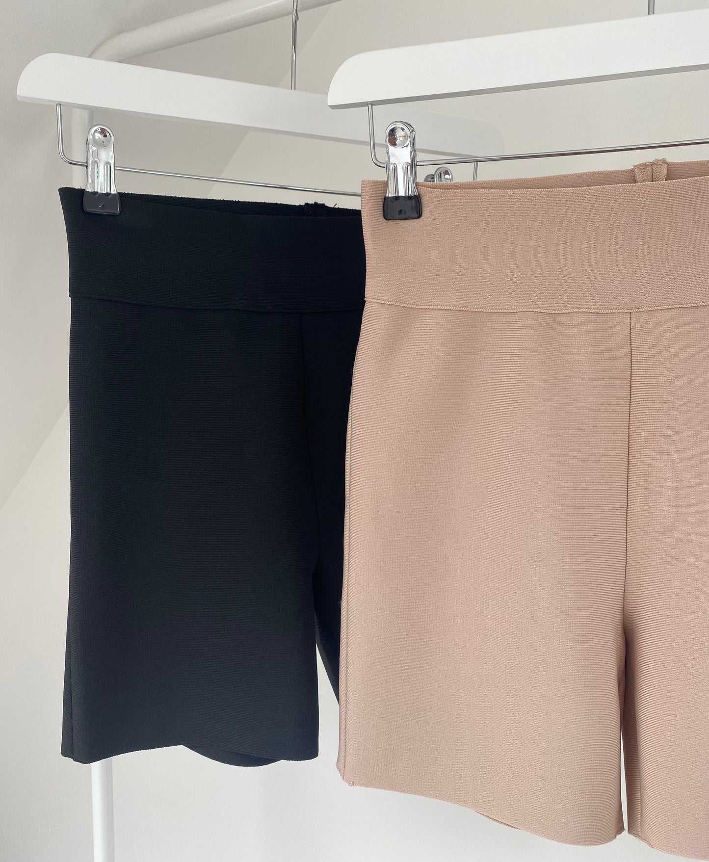 HIGH WAIST BANDAGE CYCLING SHORTS