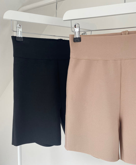 HIGH WAIST BANDAGE CYCLING SHORTS
