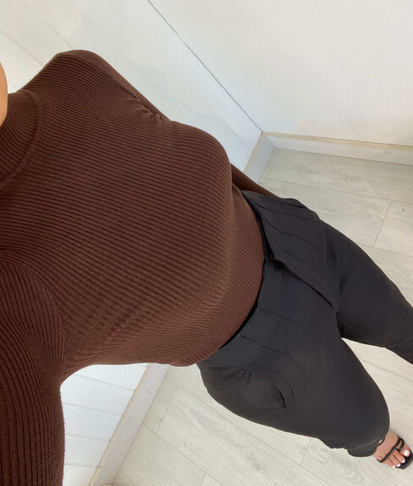 BASIC HIGH NECK KNIT ROLL NECK