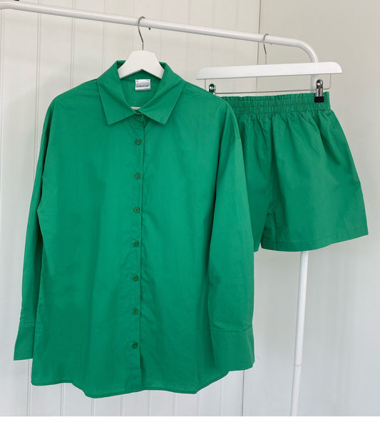 GREEN OVERSIZED SHIRT AND SHORTS CO-ORD