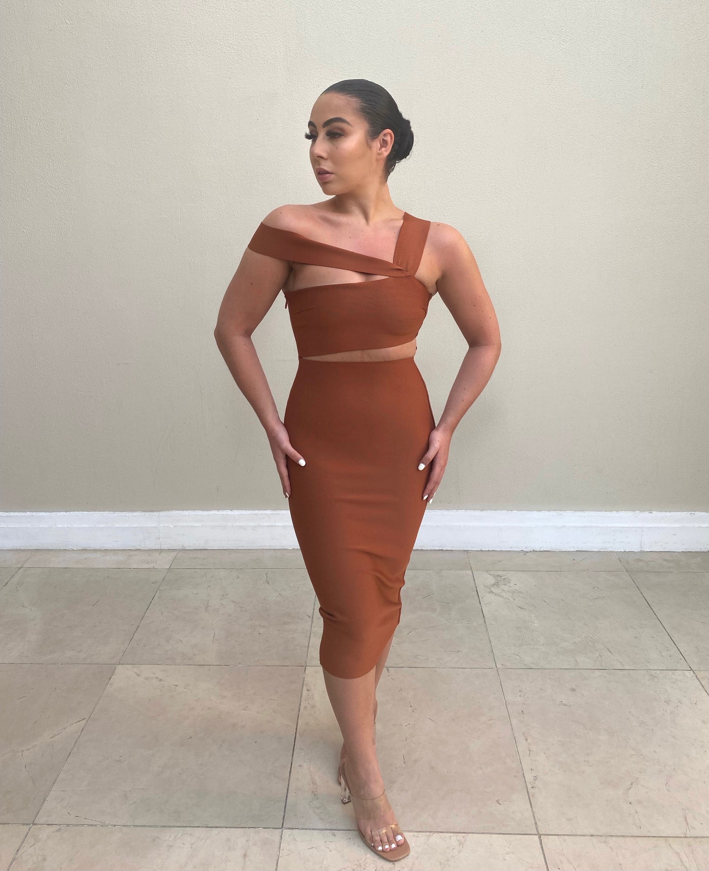 BRONZE BANDAGE CUT OUT MIDI DRESS