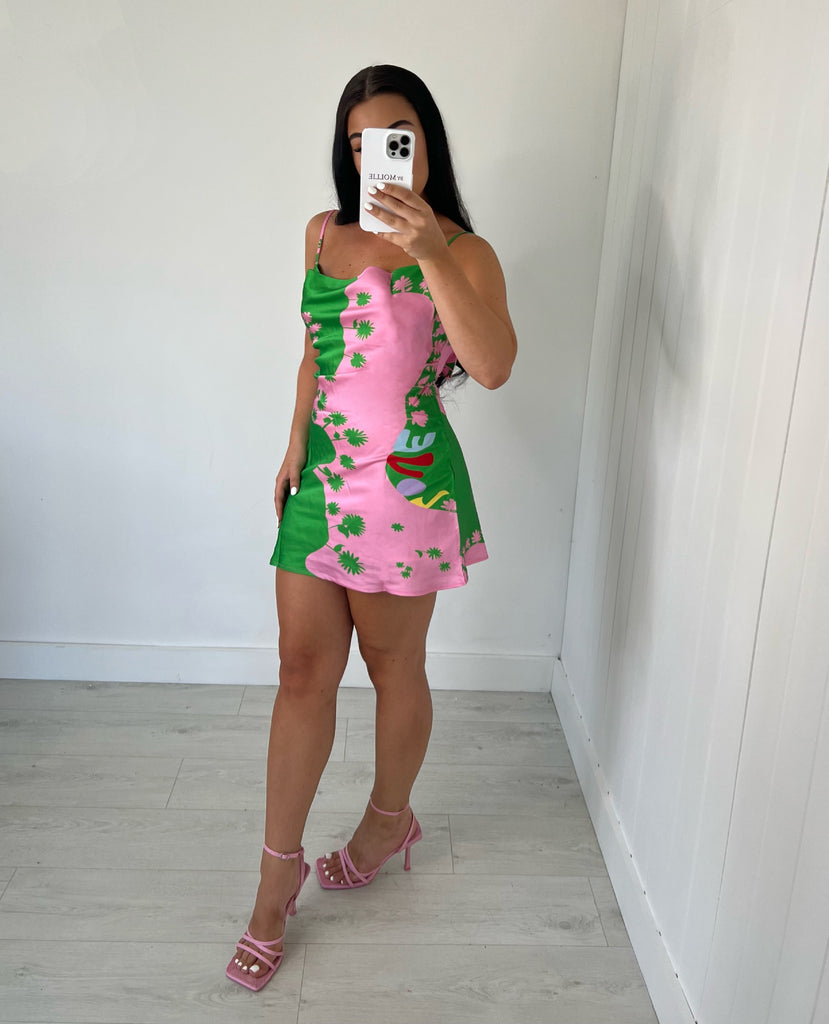 GREEN AND PINK PRINTED SATIN MINI DRESS bymollie GREEN AND PINK PRINTED SATIN MINI DRESS bymollie