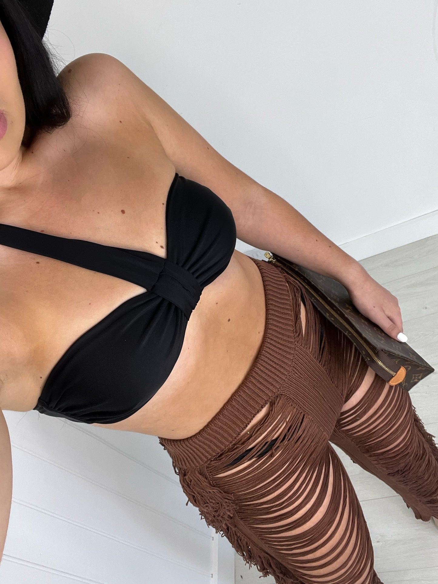 HIGH WAIST DISTRESSED TROUSERS