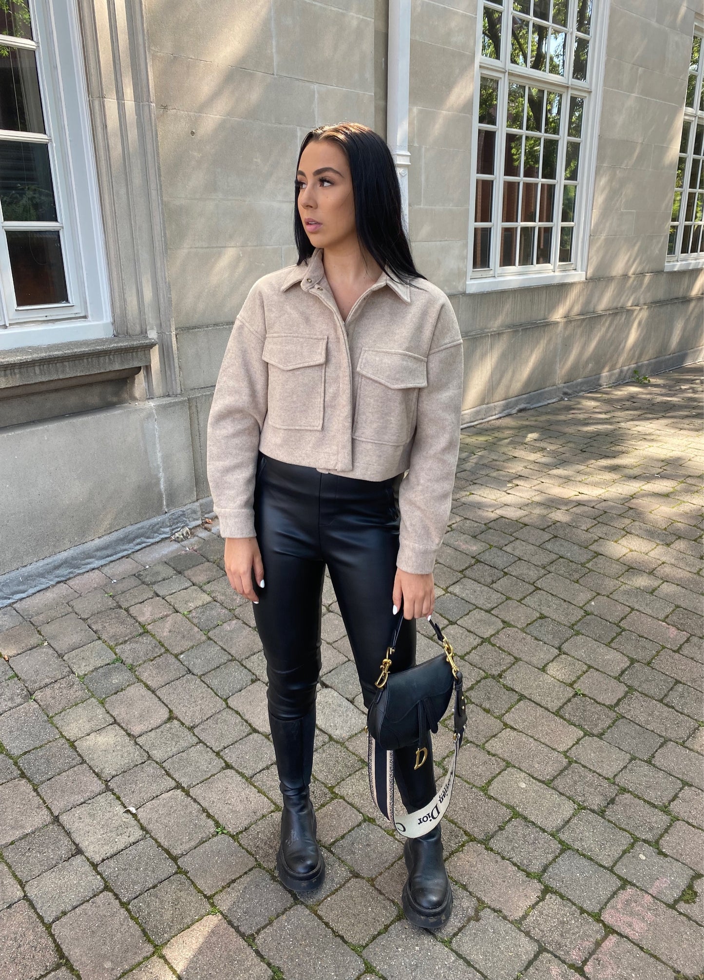 BEIGE WOOL LOOK CROP SHACKET