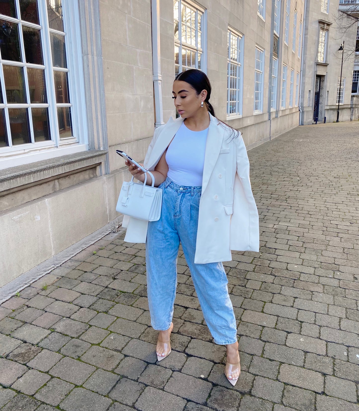 ECRU OVERSIZED BLAZER