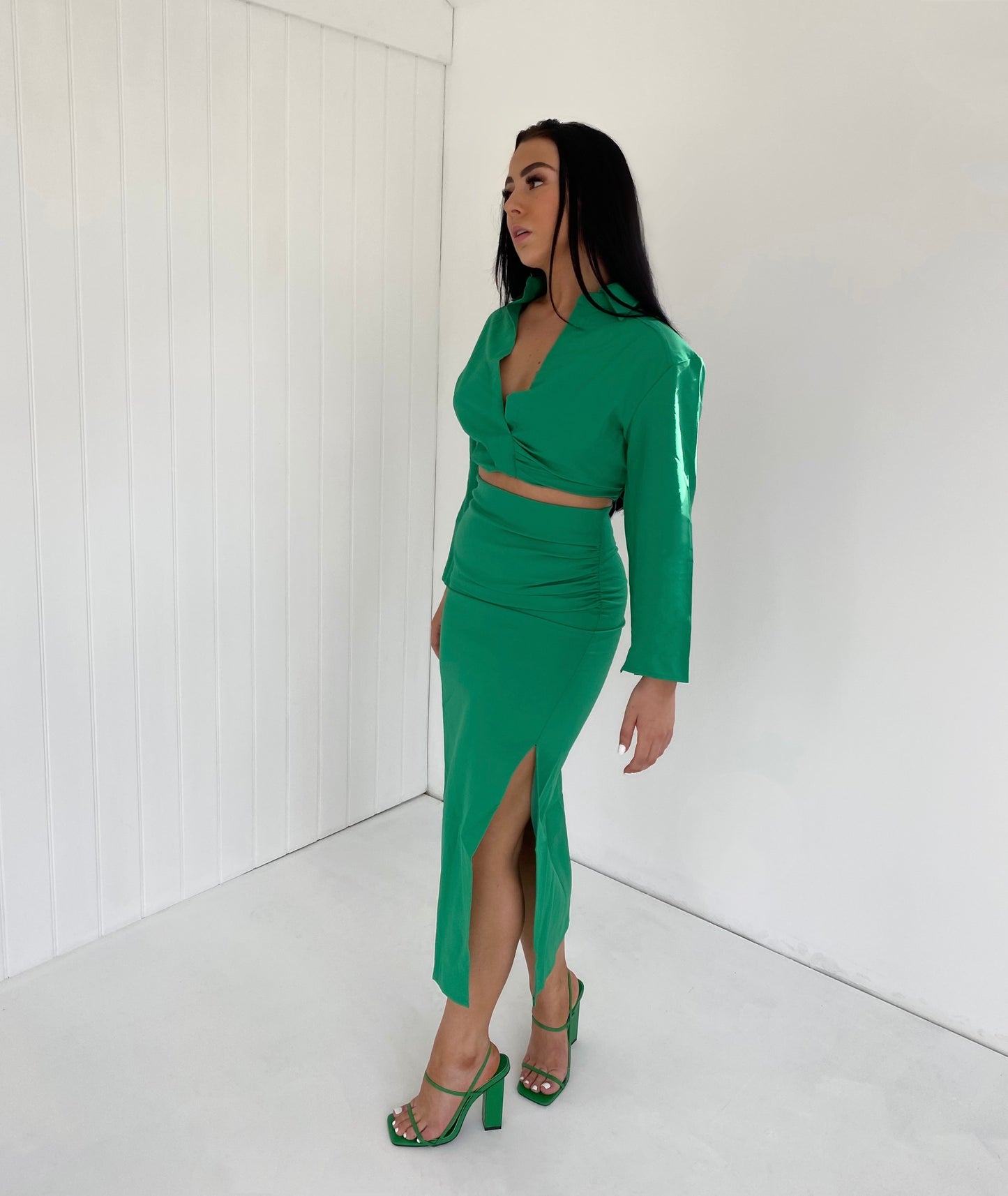 GREEN CROP SHIRT AND SIDE SPLIT MIDI SKIRT CO-ORD
