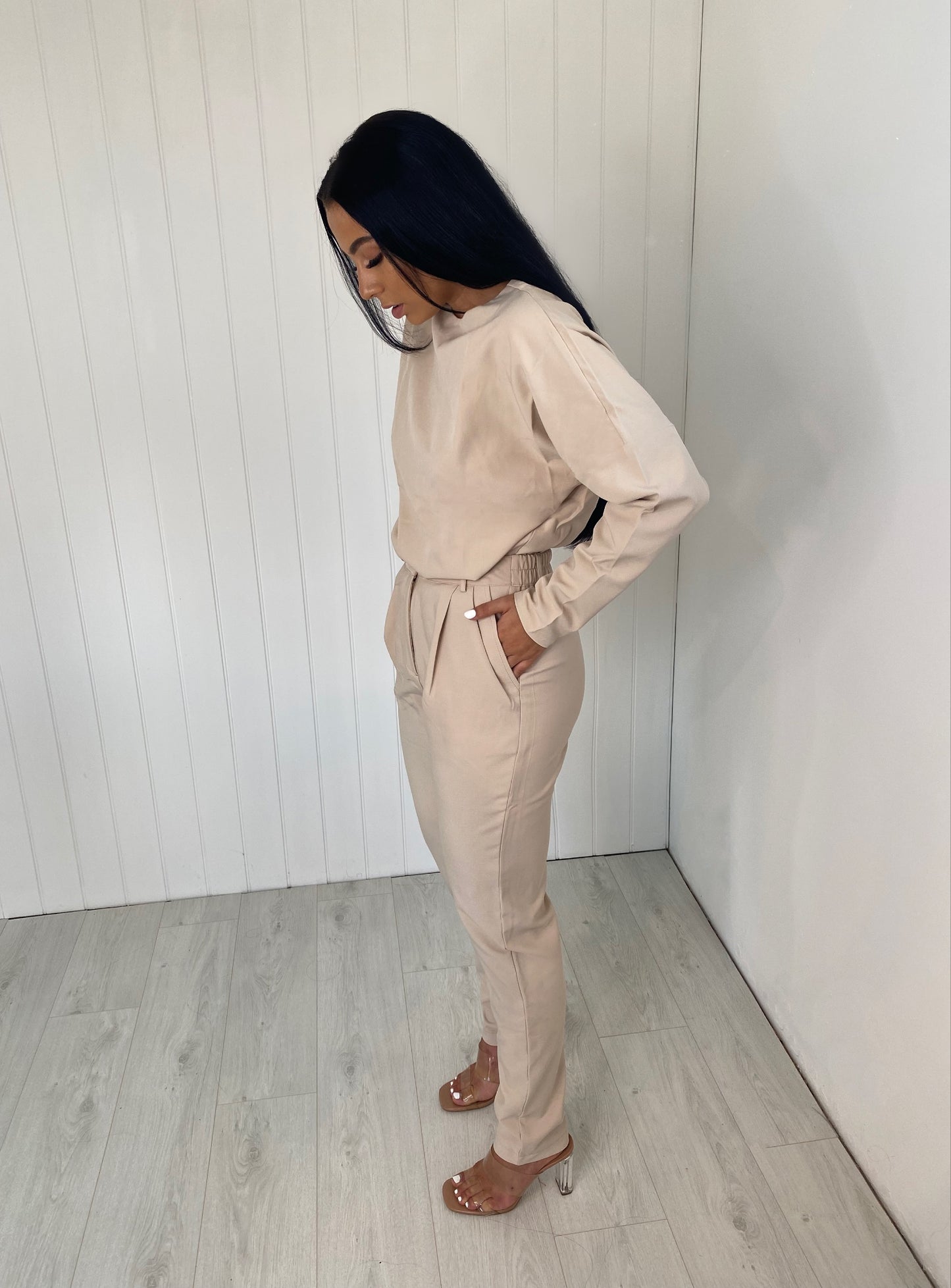 LIGHT BEIGE BLOUSE AND TROUSER SUIT CO-ORD