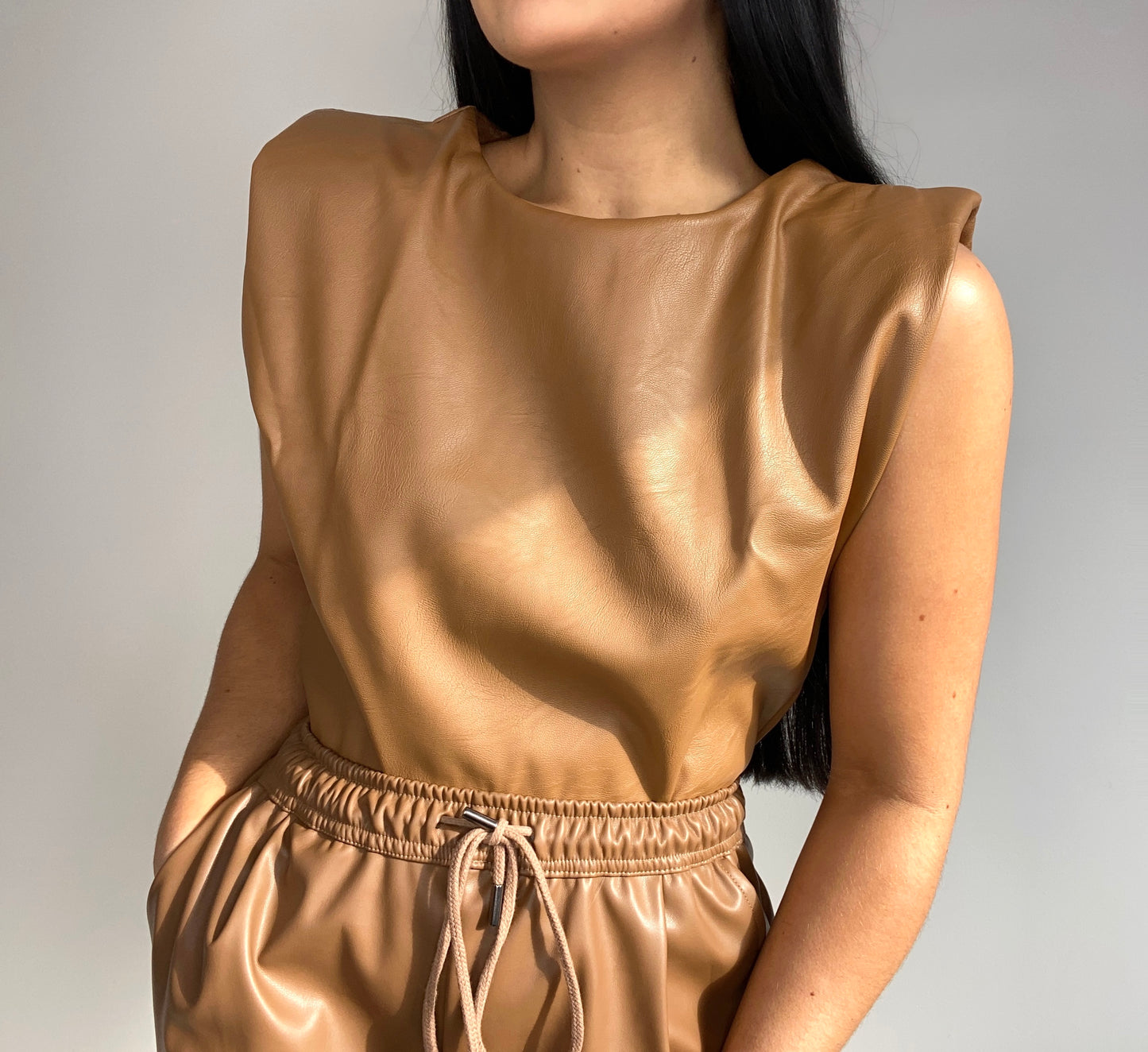 CAMEL FAUX LEATHER SHOULDER PADDED CROP TOP