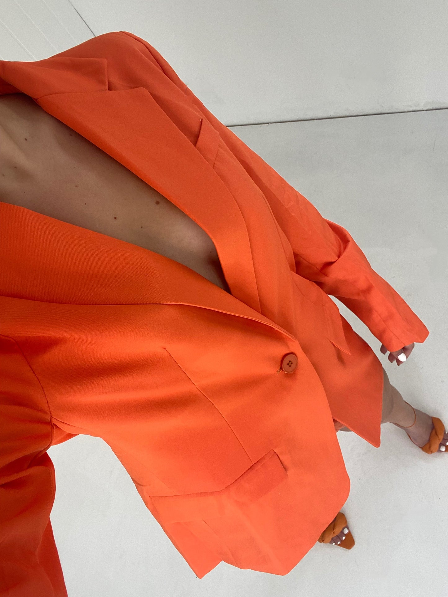 ORANGE OVERSIZED SHOULDER PADDED BLAZER