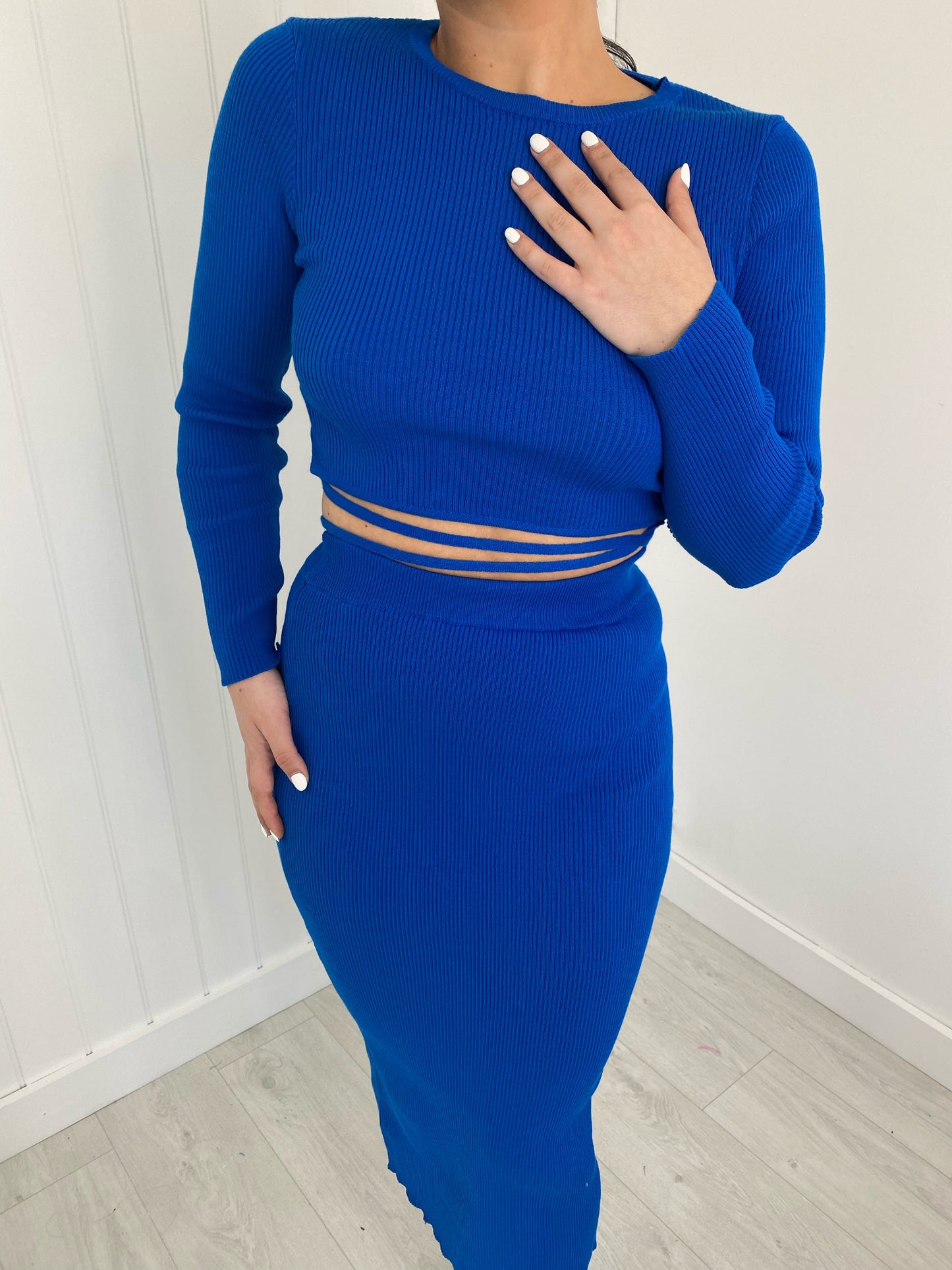 BLUE LONG SLEEVE KNIT TOP AND SKIRT CO-ORD