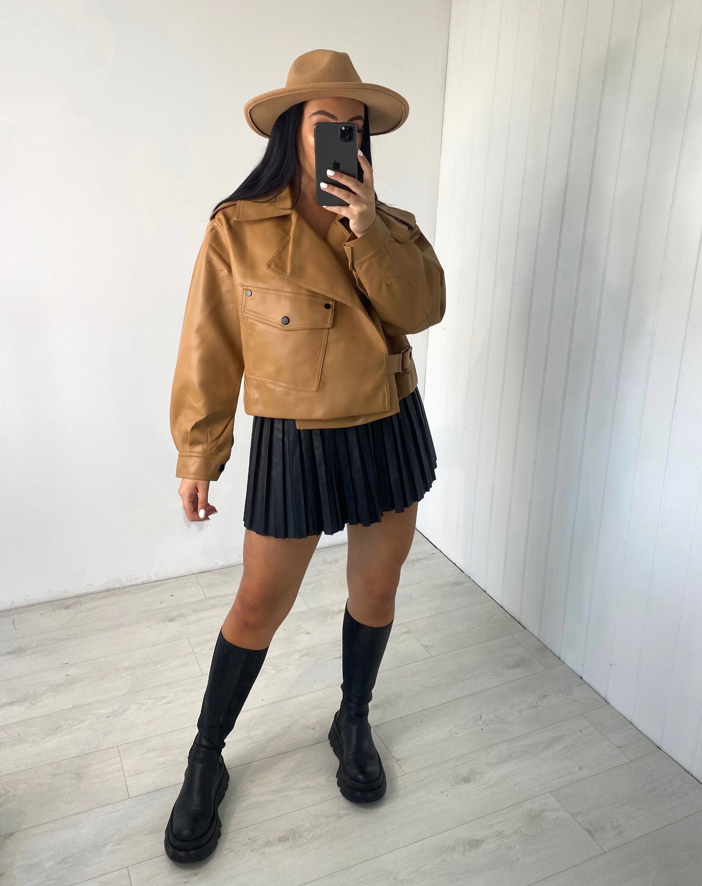 CAMEL OVERSIZED VEGAN LEATHER JACKET