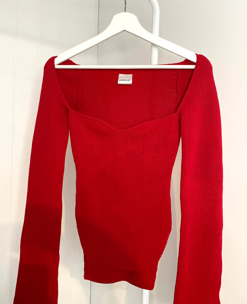 RED SQUARE NECK KNITTED JUMPER