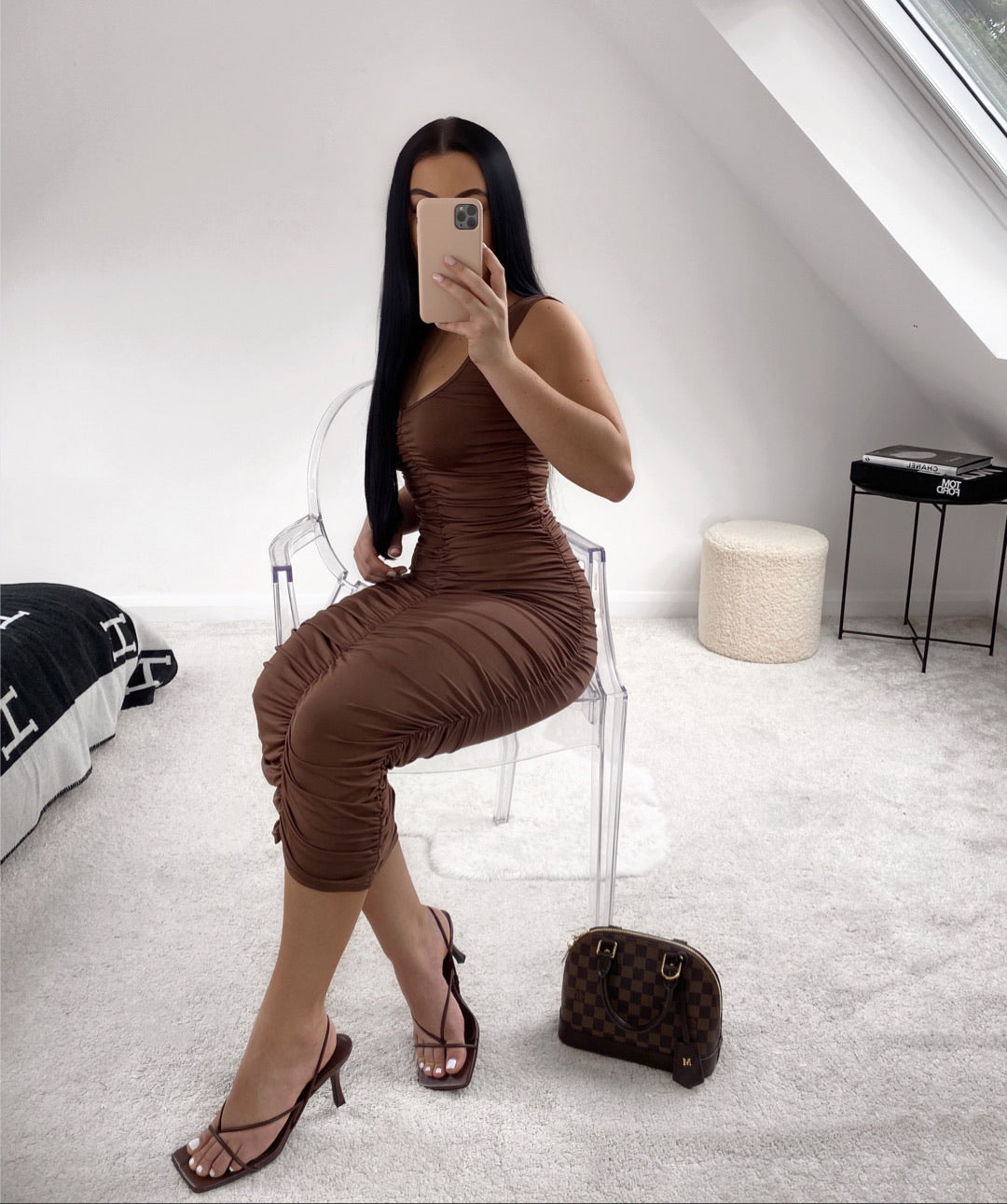 BROWN RUCHED MIDAXI DRESS